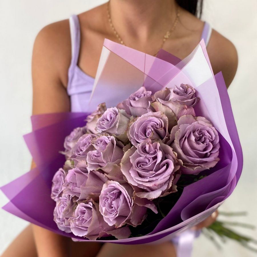 Букет из 15 сиреневых роз