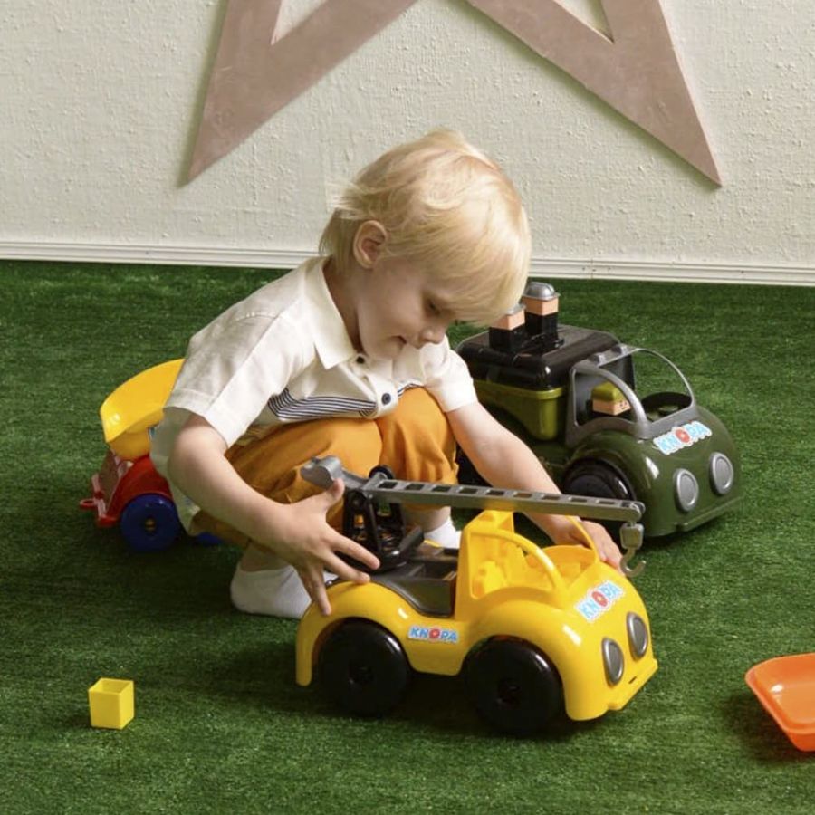 Машинка цистерна "Крепыш на войнушке" 33 см КНОПА