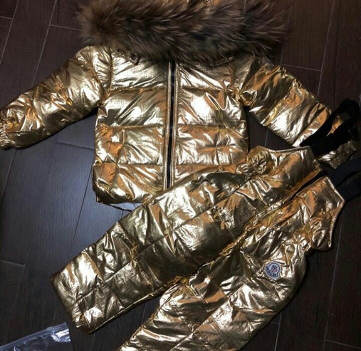 MONCLER ДЕТСКИЙ КОСТЮМ (МОНКЛЕР) ЗОЛОТОЙ