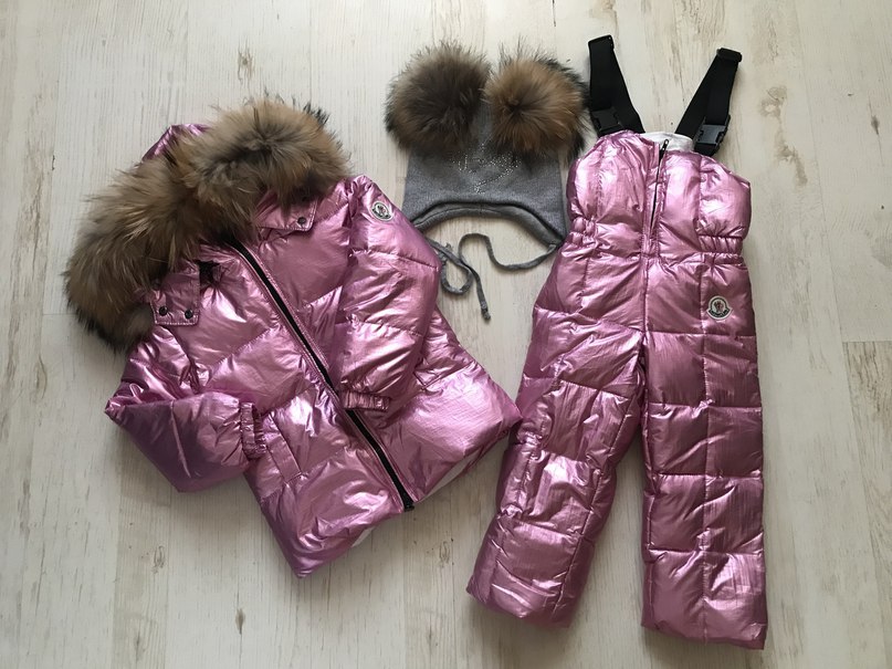 MONCLER ДЕТСКИЙ КОСТЮМ (МОНКЛЕР) РОЗОВЫЙ ЛАКОВЫЙ