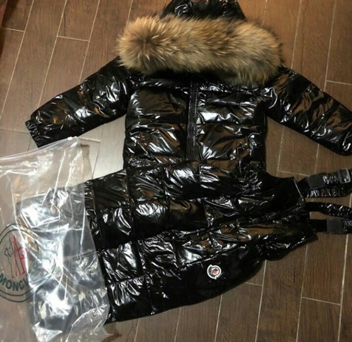 MONCLER ДЕТСКИЙ КОСТЮМ (МОНКЛЕР) ЧЕРНЫЙ ЛАК