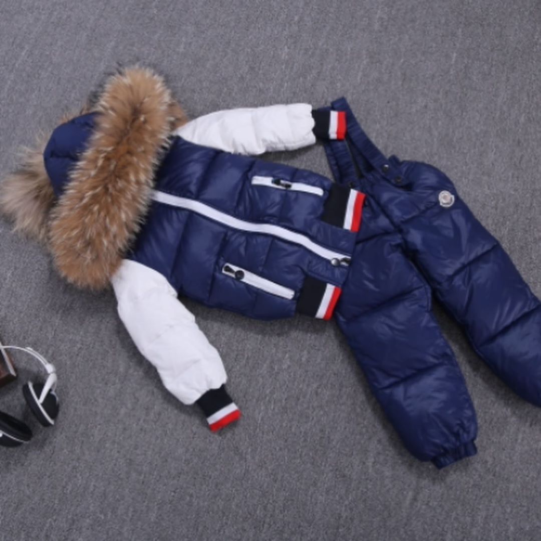 MONCLER ДЕТСКИЙ КОСТЮМ 076