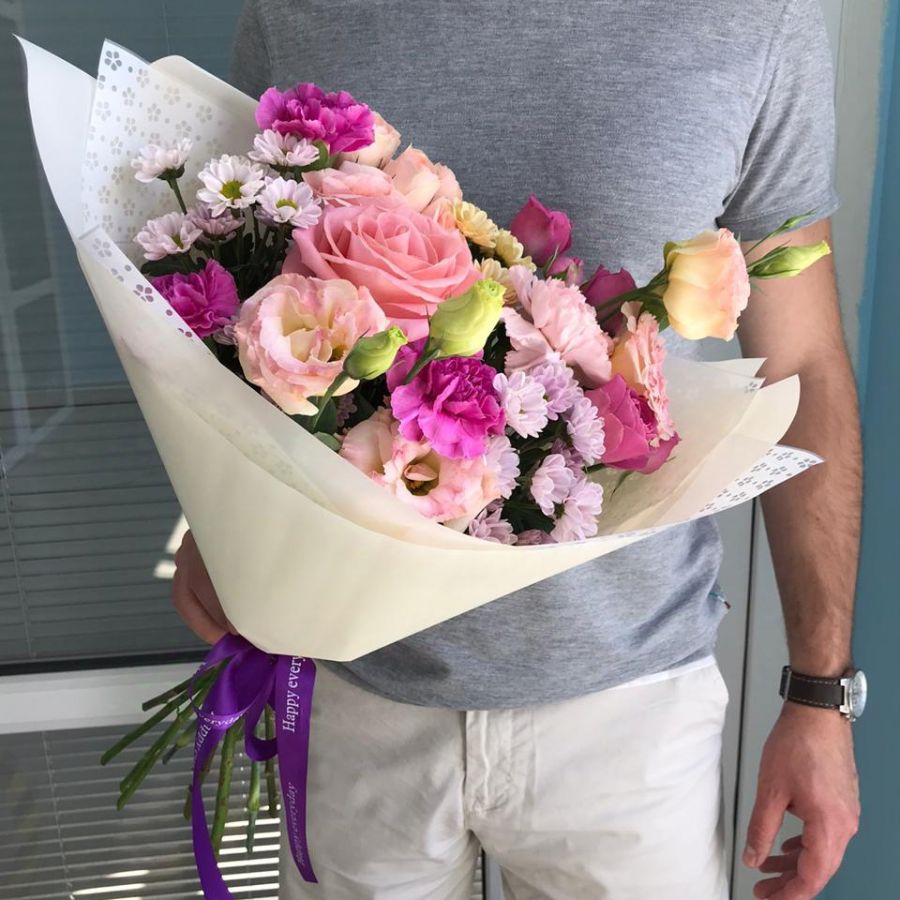 Сборный букет ярких тонов