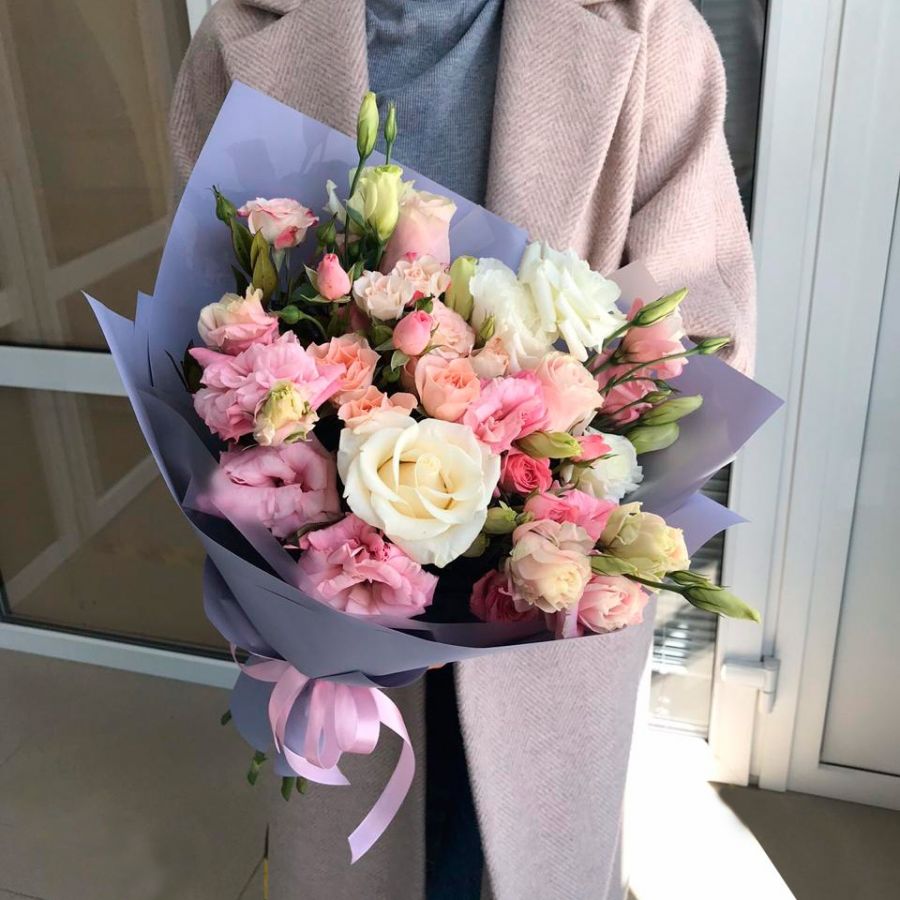 Сборный букет розовых оттенков