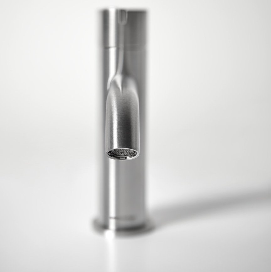 Изображение Однорычажный смеситель для раковины Antonio Lupi Essentia цвет сатинированная нержавеющая сталь