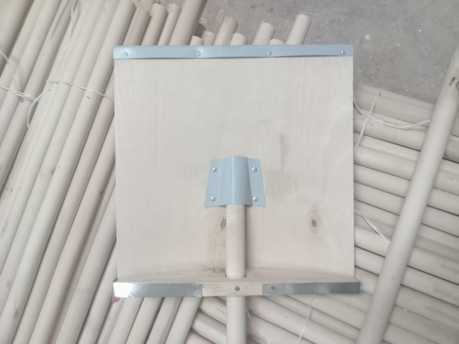 Лопата фанерная с черенком 500х380мм