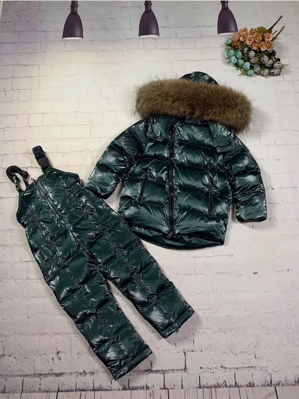 MONCLER ДЕТСКИЙ КОСТЮМ МОНКЛЕР