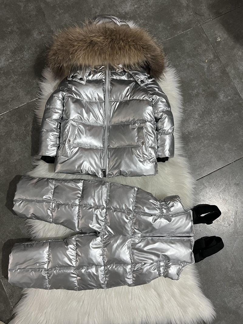 MONCLER ДЕТСКИЙ КОСТЮМ МОНКЛЕР