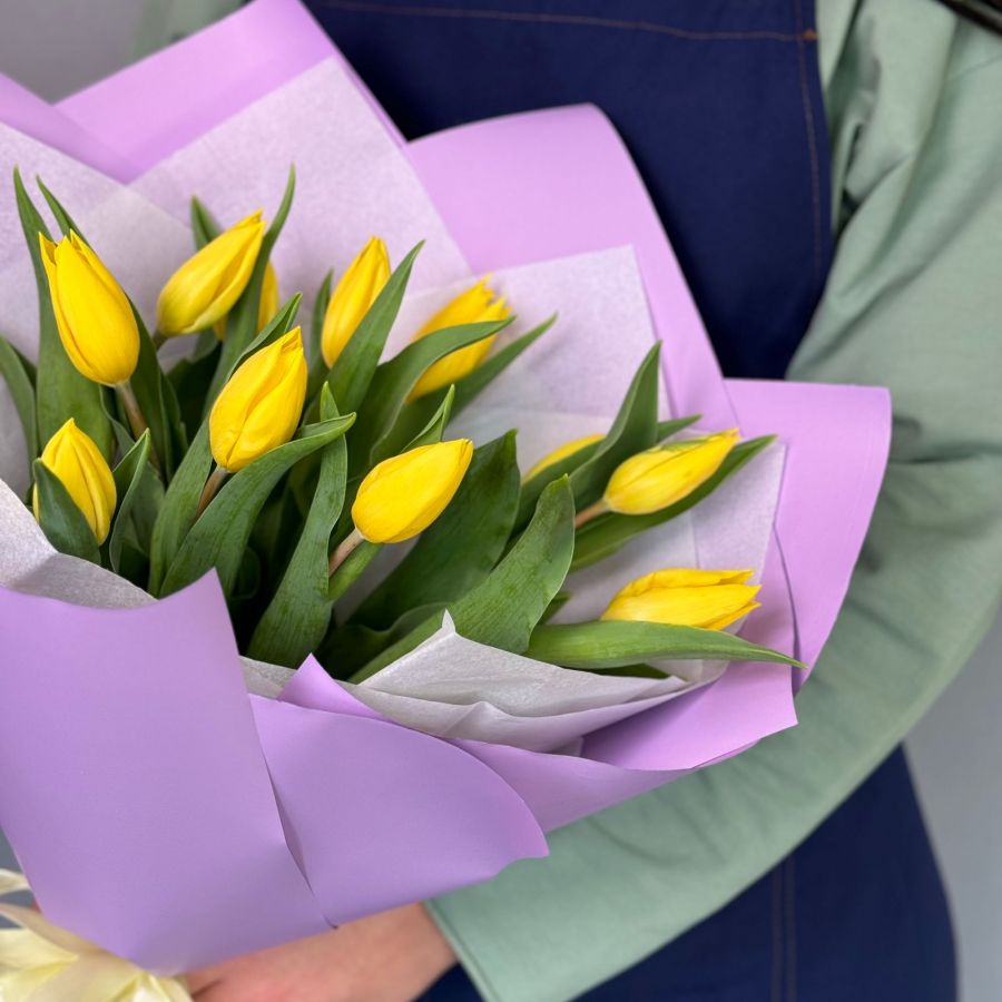 Желтые тюльпаны