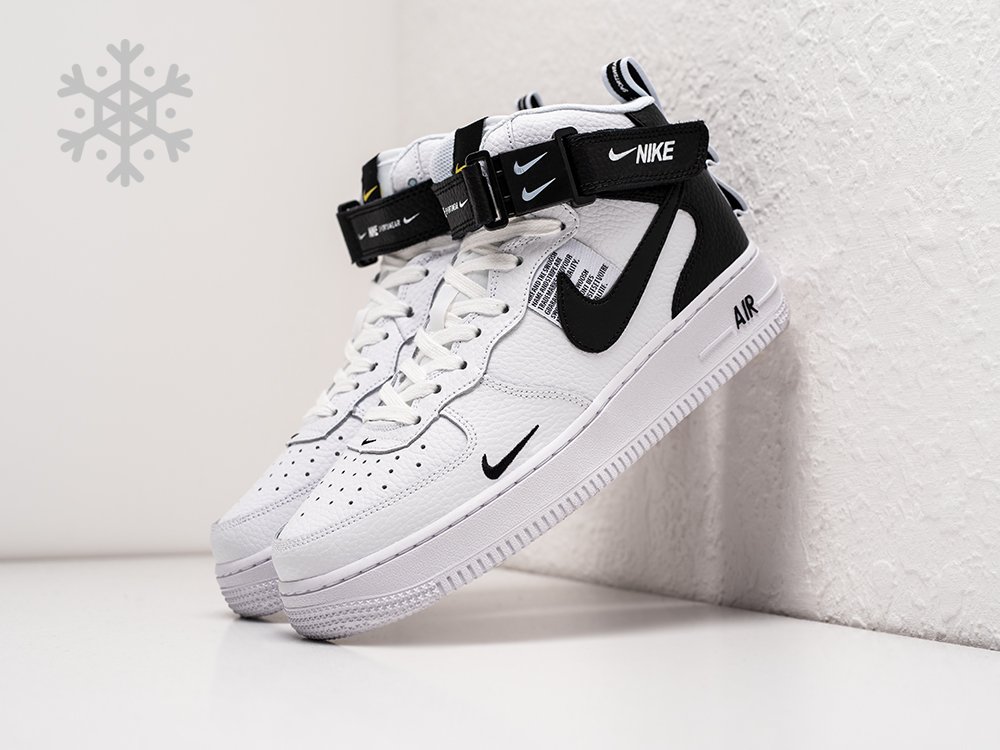 Зимние Кроссовки Nike Air Force 1 07 Mid LV8