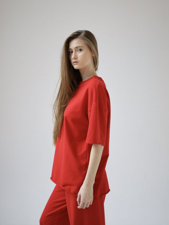 Футболка оверсайз красная