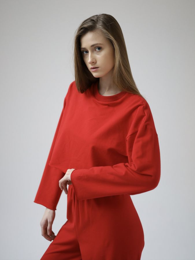 Кофта укороченная красная