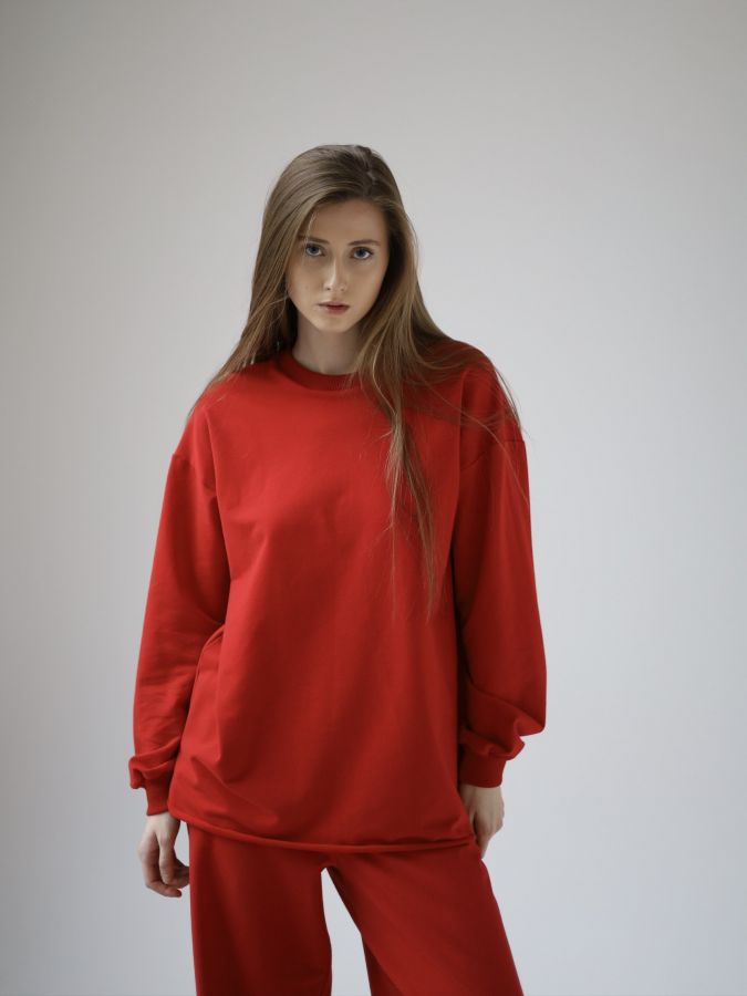 Кофта с длинным рукавом красная