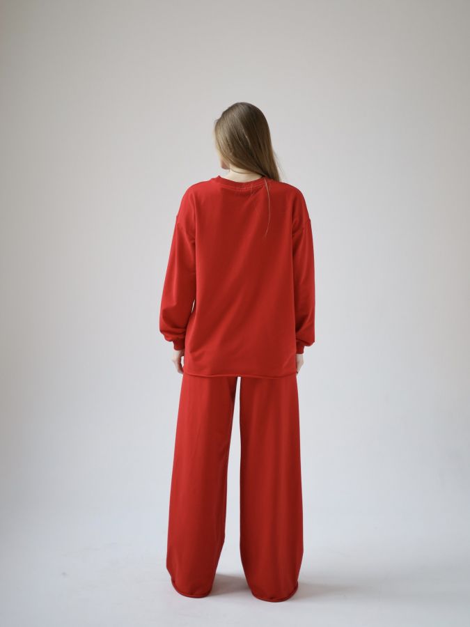 Кофта с длинным рукавом красная