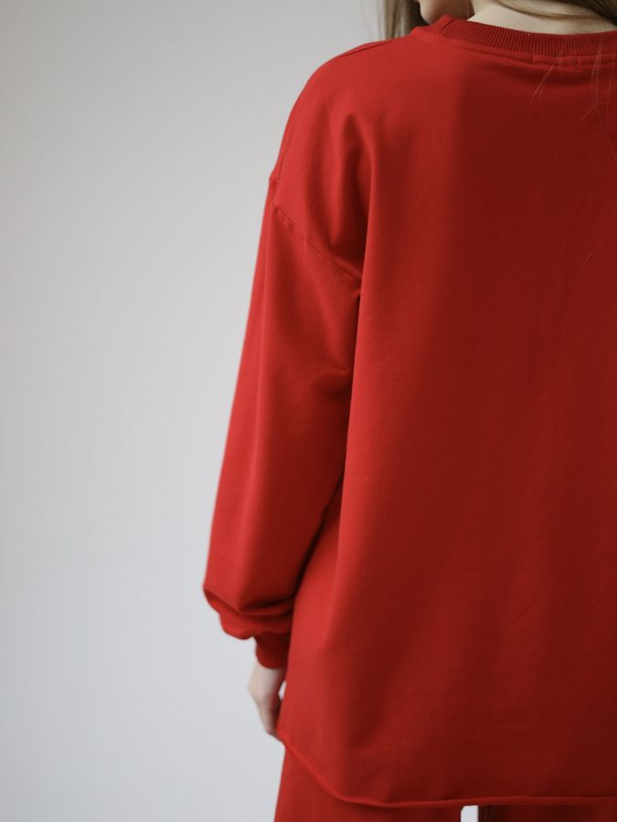 Кофта с длинным рукавом красная