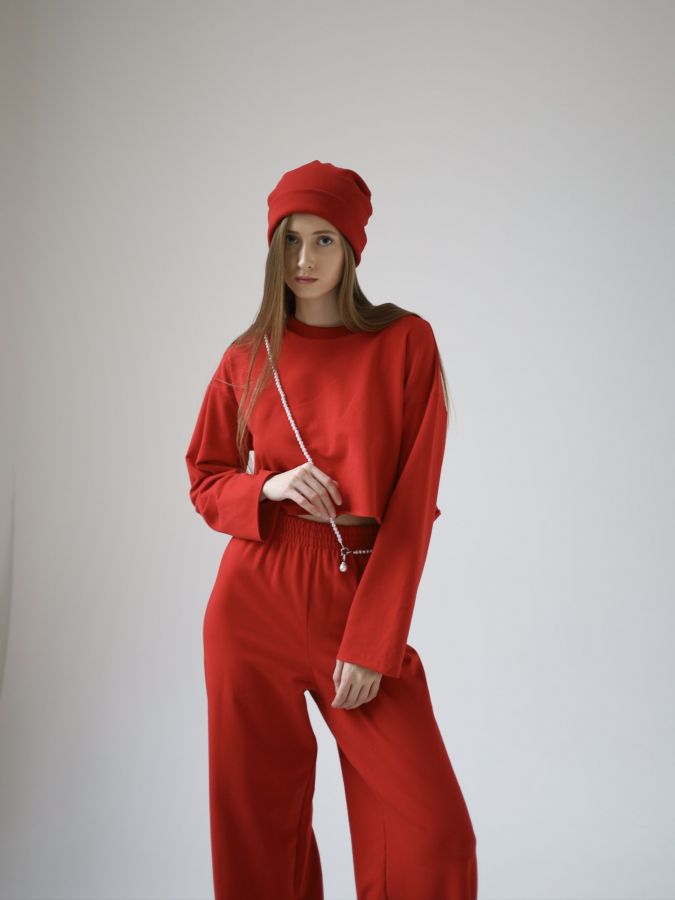 Шапка бини красная