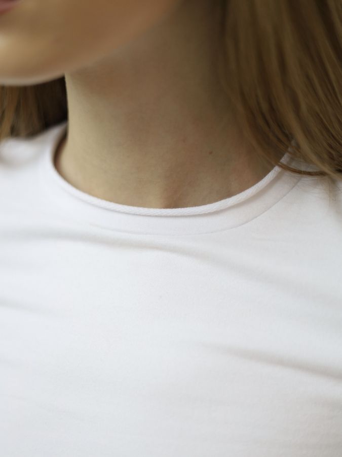 Лонгслив белый