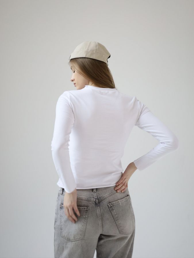 Лонгслив белый