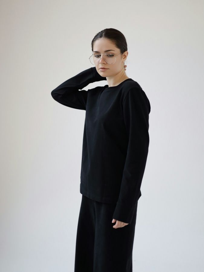 Лонгслив черный