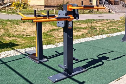 Тренажер уличный Брусья ТР-2.08