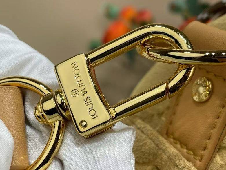 Louis Vuitton Keepall 25