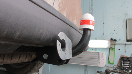 Фаркоп Volkswagen Transporter T5 фургон 2003-2015, T6 2015-, Volswagen Caravelle T5 2003-2015, T6 2015-, Volswagen Multivan T5 2003-2015, T6 2015- (в т.ч. авто с парктроником) крепление шара на двух болтах