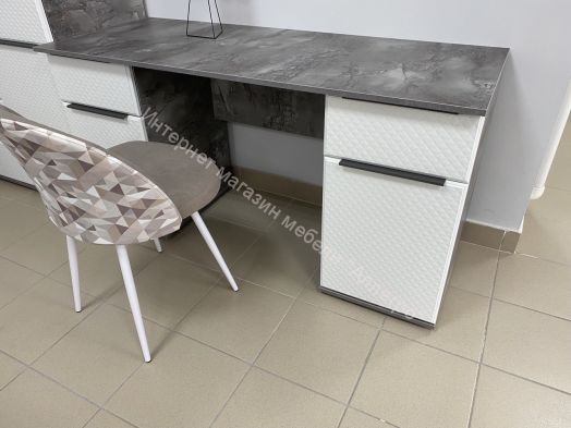 Стол письменный 2-х тумбовый "Лео 2"